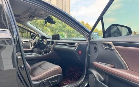 Lexus RX IV рестайлинг, 2021 год, 3 900 000 рублей, 15 фотография