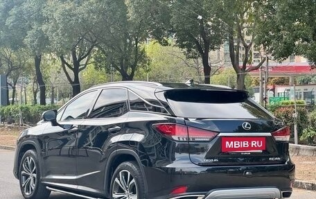 Lexus RX IV рестайлинг, 2021 год, 3 900 000 рублей, 6 фотография