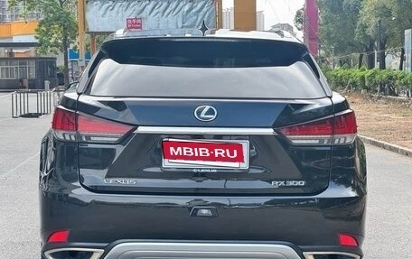 Lexus RX IV рестайлинг, 2021 год, 3 900 000 рублей, 5 фотография
