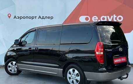 Hyundai Grand Starex Grand Starex I рестайлинг 2, 2012 год, 2 370 000 рублей, 6 фотография