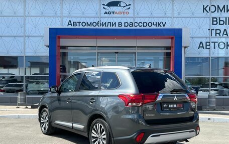 Mitsubishi Outlander III рестайлинг 3, 2019 год, 2 180 000 рублей, 4 фотография