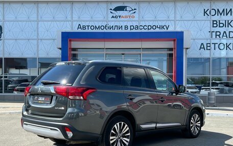 Mitsubishi Outlander III рестайлинг 3, 2019 год, 2 180 000 рублей, 6 фотография