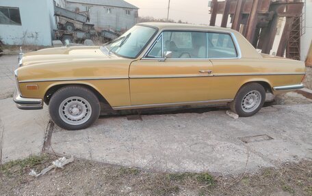 Mercedes-Benz W114, 1975 год, 3 200 000 рублей, 8 фотография