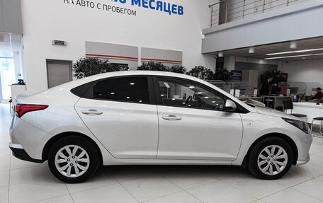 Hyundai Solaris II рестайлинг, 2021 год, 1 471 000 рублей, 4 фотография