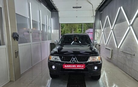 Mitsubishi Pajero Sport II рестайлинг, 2005 год, 1 050 000 рублей, 5 фотография