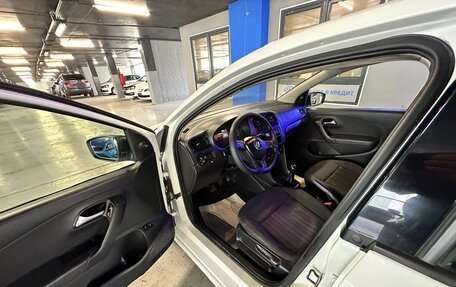 Volkswagen Polo VI (EU Market), 2019 год, 595 000 рублей, 11 фотография
