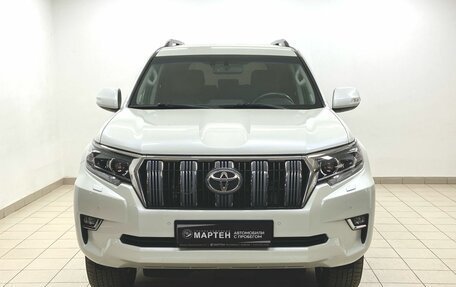 Toyota Land Cruiser Prado 150 рестайлинг 2, 2019 год, 5 420 000 рублей, 2 фотография