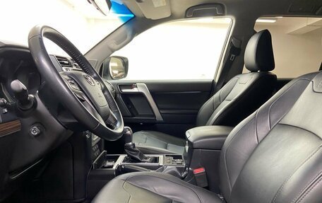 Toyota Land Cruiser Prado 150 рестайлинг 2, 2019 год, 5 420 000 рублей, 11 фотография
