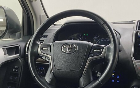 Toyota Land Cruiser Prado 150 рестайлинг 2, 2019 год, 5 420 000 рублей, 18 фотография