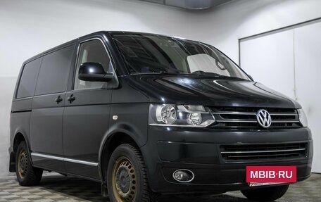 Volkswagen Caravelle T5, 2014 год, 2 730 000 рублей, 3 фотография