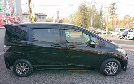 Honda Freed I, 2014 год, 1 150 000 рублей, 3 фотография