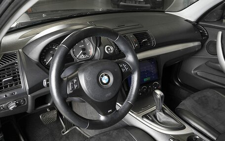 BMW 1 серия, 2009 год, 930 000 рублей, 3 фотография