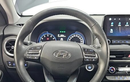 Hyundai Kona I, 2021 год, 1 990 000 рублей, 9 фотография