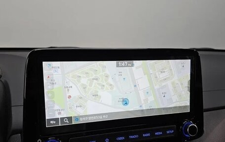 Hyundai Kona I, 2021 год, 1 990 000 рублей, 11 фотография
