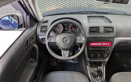Skoda Yeti I рестайлинг, 2015 год, 1 399 000 рублей, 18 фотография