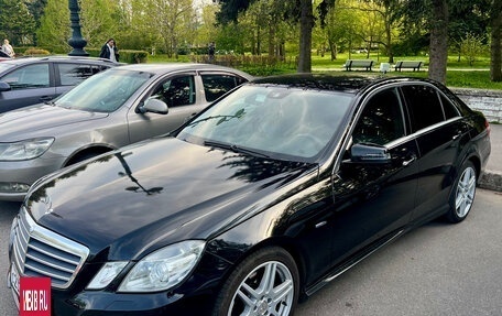 Mercedes-Benz E-Класс, 2012 год, 1 550 000 рублей, 2 фотография