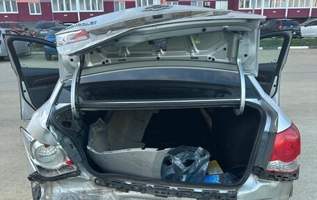 Chevrolet Cruze II, 2010 год, 500 000 рублей, 6 фотография