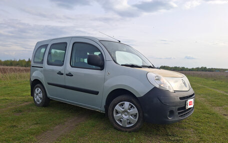 Renault Kangoo II рестайлинг, 2010 год, 825 000 рублей, 2 фотография