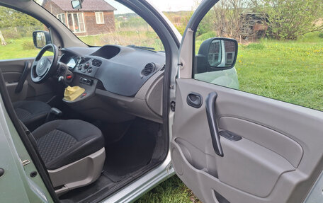 Renault Kangoo II рестайлинг, 2010 год, 825 000 рублей, 7 фотография