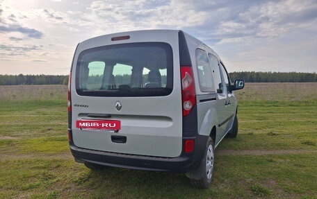 Renault Kangoo II рестайлинг, 2010 год, 825 000 рублей, 6 фотография