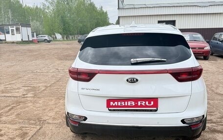 KIA Sportage IV рестайлинг, 2019 год, 2 000 000 рублей, 8 фотография