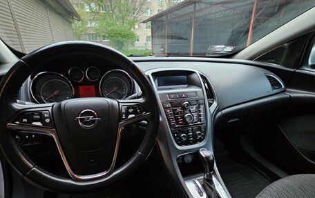 Opel Astra J, 2012 год, 820 000 рублей, 9 фотография