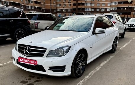 Mercedes-Benz C-Класс, 2014 год, 2 100 000 рублей, 4 фотография