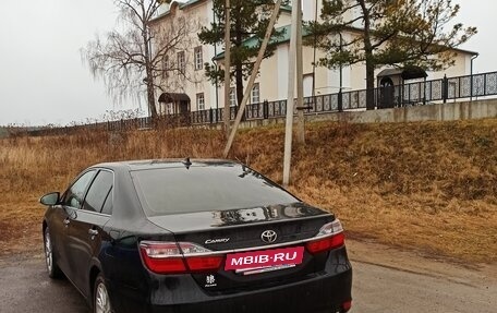 Toyota Camry, 2017 год, 2 780 000 рублей, 3 фотография