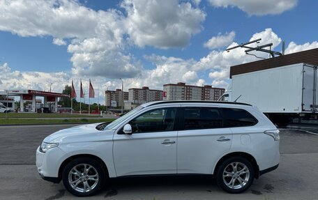 Mitsubishi Outlander III рестайлинг 3, 2012 год, 1 400 000 рублей, 3 фотография