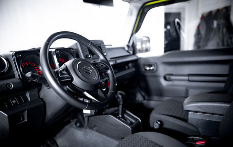 Suzuki Jimny, 2021 год, 2 990 000 рублей, 12 фотография