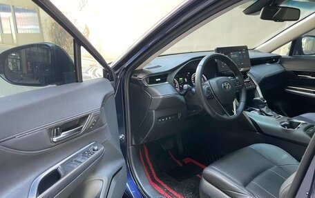 Toyota Harrier, 2022 год, 2 430 000 рублей, 7 фотография
