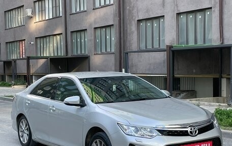 Toyota Camry, 2012 год, 1 370 000 рублей, 6 фотография