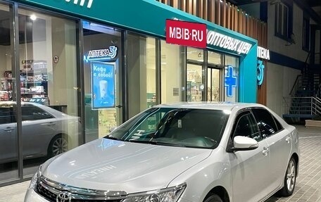 Toyota Camry, 2012 год, 1 370 000 рублей, 7 фотография