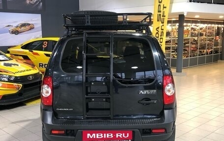 Chevrolet Niva I рестайлинг, 2019 год, 690 000 рублей, 4 фотография