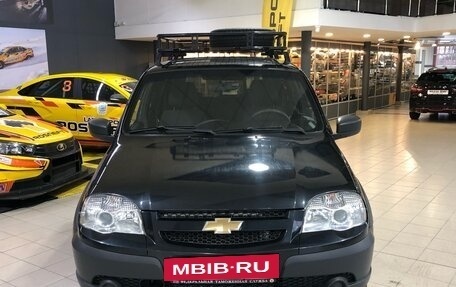 Chevrolet Niva I рестайлинг, 2019 год, 690 000 рублей, 2 фотография