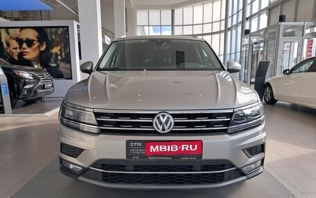 Volkswagen Tiguan II, 2019 год, 2 575 000 рублей, 2 фотография