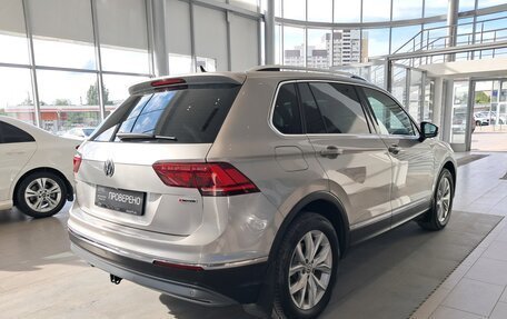 Volkswagen Tiguan II, 2019 год, 2 575 000 рублей, 5 фотография
