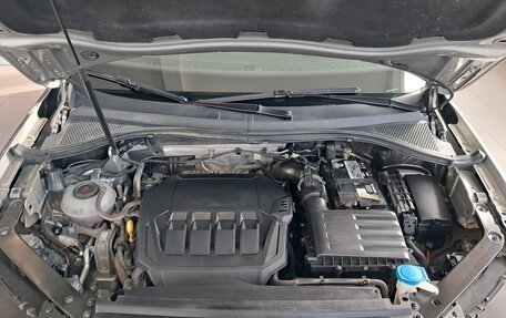 Volkswagen Tiguan II, 2019 год, 2 575 000 рублей, 9 фотография