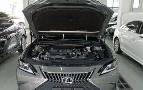Lexus ES VII, 2021 год, 4 100 000 рублей, 6 фотография