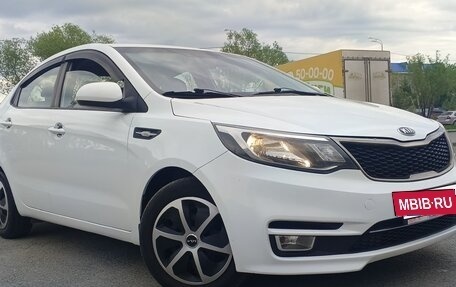 KIA Rio III рестайлинг, 2016 год, 1 050 000 рублей, 2 фотография