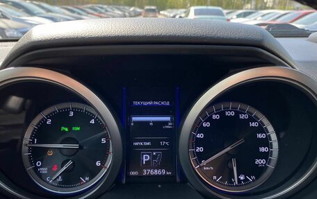 Toyota Land Cruiser Prado 150 рестайлинг 2, 2016 год, 2 900 000 рублей, 8 фотография
