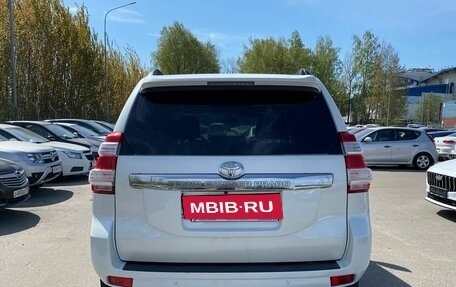 Toyota Land Cruiser Prado 150 рестайлинг 2, 2016 год, 2 900 000 рублей, 5 фотография