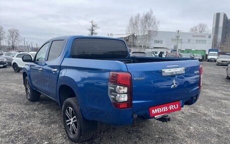 Mitsubishi L200 IV рестайлинг, 2019 год, 2 150 000 рублей, 6 фотография