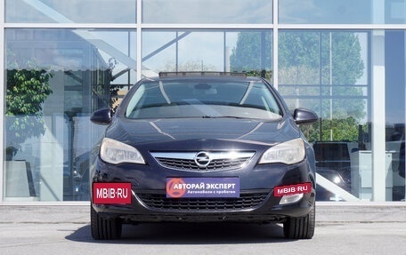 Opel Astra J, 2011 год, 727 000 рублей, 2 фотография