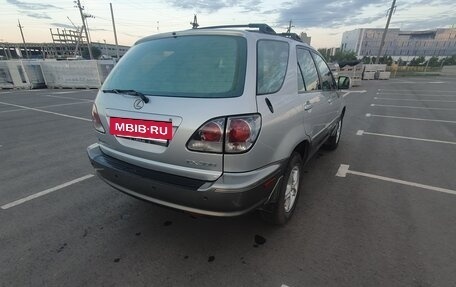 Lexus RX IV рестайлинг, 2002 год, 720 000 рублей, 2 фотография