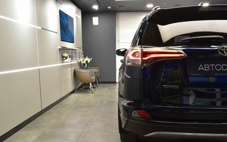 Toyota RAV4, 2018 год, 2 520 000 рублей, 5 фотография