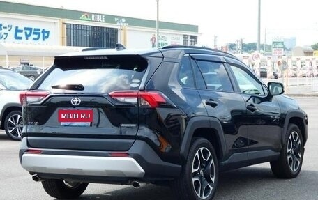 Toyota RAV4, 2021 год, 2 070 888 рублей, 3 фотография
