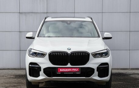 BMW X5, 2021 год, 9 000 000 рублей, 3 фотография