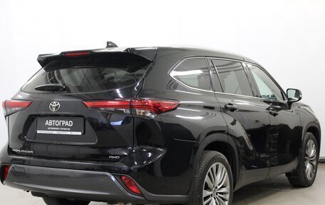 Toyota Highlander, 2021 год, 5 650 000 рублей, 4 фотография