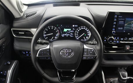 Toyota Highlander, 2021 год, 5 650 000 рублей, 8 фотография